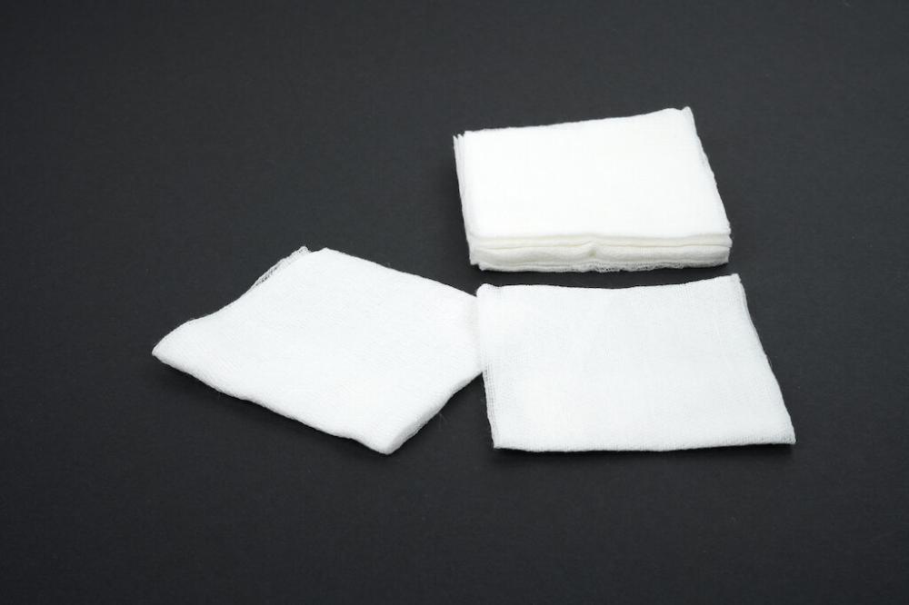 KRUUSE Gazekompressen 10x10cm 12-lg, unsteril, 100 Stück KRUUSE Gazekompressen 10x10cm 12-lg, unsteril, 100 Stück